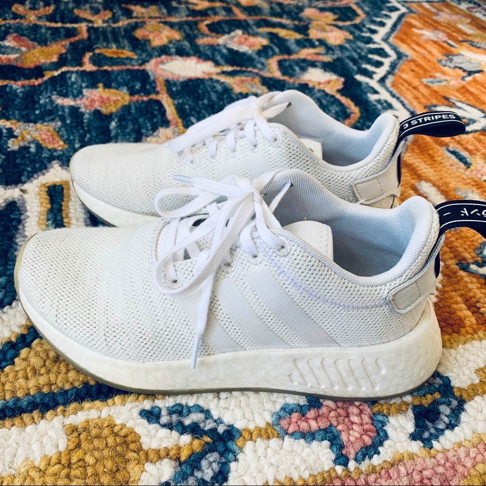Adidas Nmd r2 All White (women’s)